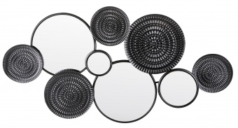 d581aff358bc3bc7f96ba33512ae60cb-middle