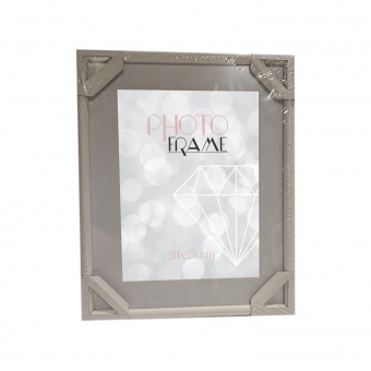 f862074076443aba0bd01b019e30205c-middle