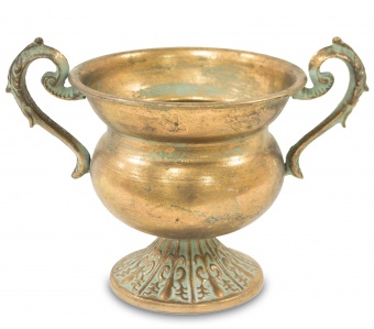 ad532761a05da06f9d6ee566b6e7660c-middle