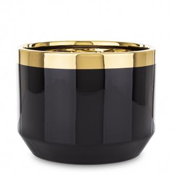 230d8b815acc6a2d66fb2a7db3136261-middle