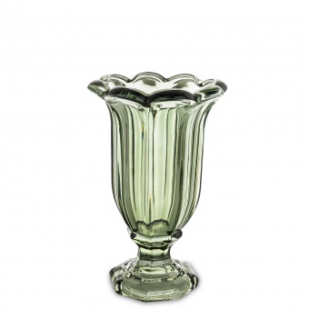 44bfe84179a3a169353d5d5b42c627c3-middle