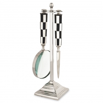 51f3e3fdd2a0f2859c6e6410d6d4cd91-middle