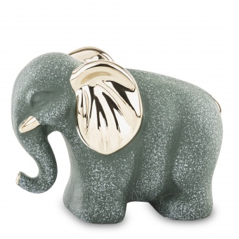 538768c44922b4c8eb8a83763e3be44c-middle